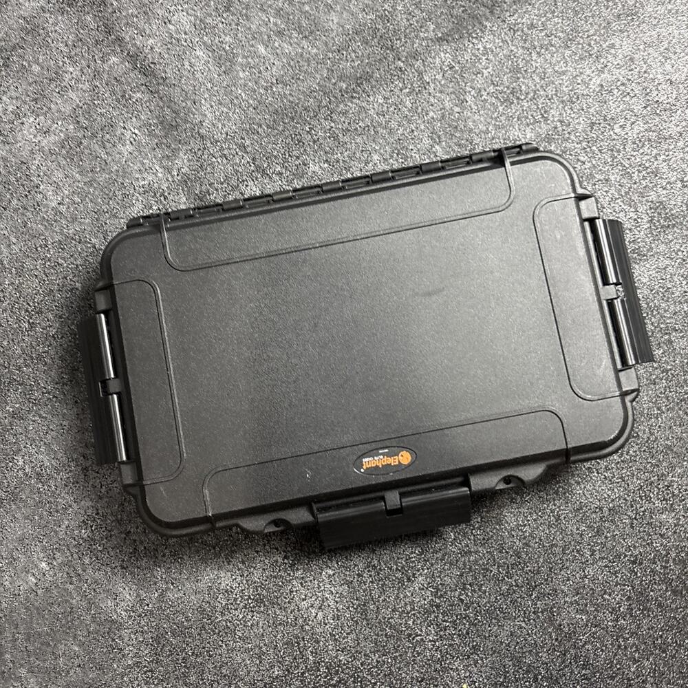 ✨️Elephant Elite MAX003S Waterproof Hard Shell Protective Case Made In Italy✨️